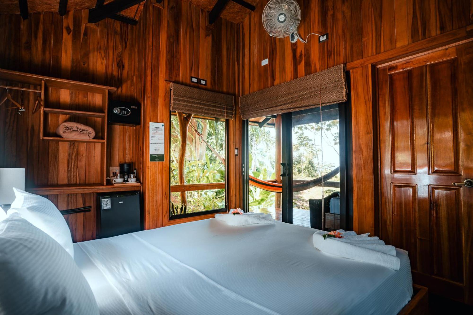 Natural Drake Bay Hotel Boutique Zimmer foto